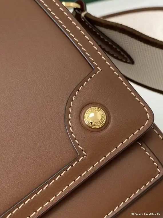Official First Bag Ru Bag-25-8.5-18cm Crossbody BURBERRY Note 0511